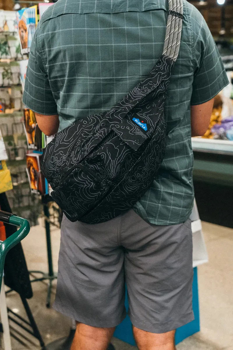 Black kavu rope sling bag outlet