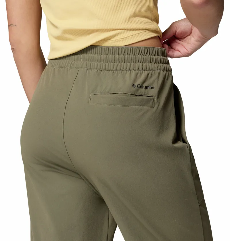 Columbia Women's Pinetown Canyon Jogger - Stone Green-1