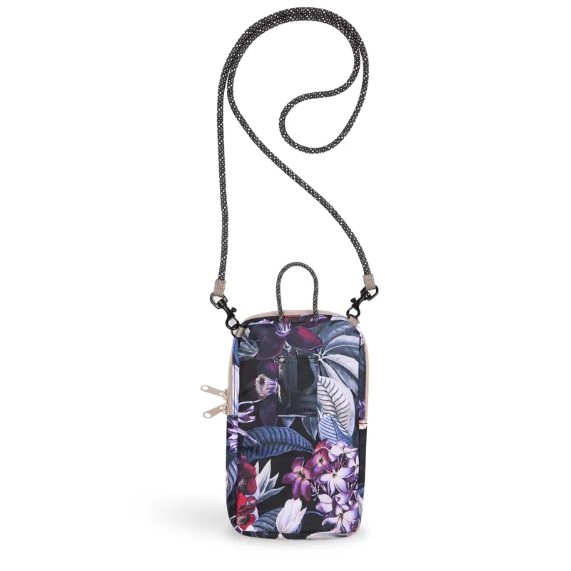 Kavu Essential Case - Winter Bliss-1