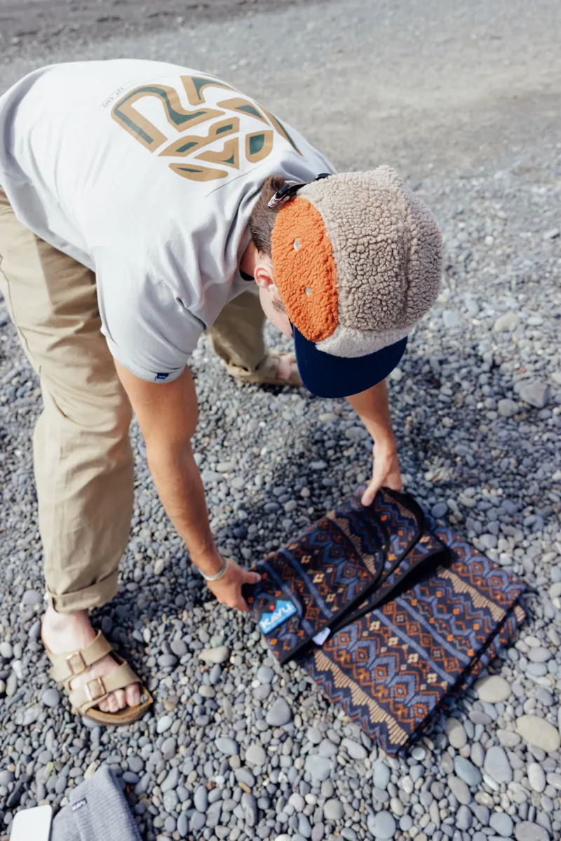 Kavu Doe Bay Blanket - Chalet Holiday-4