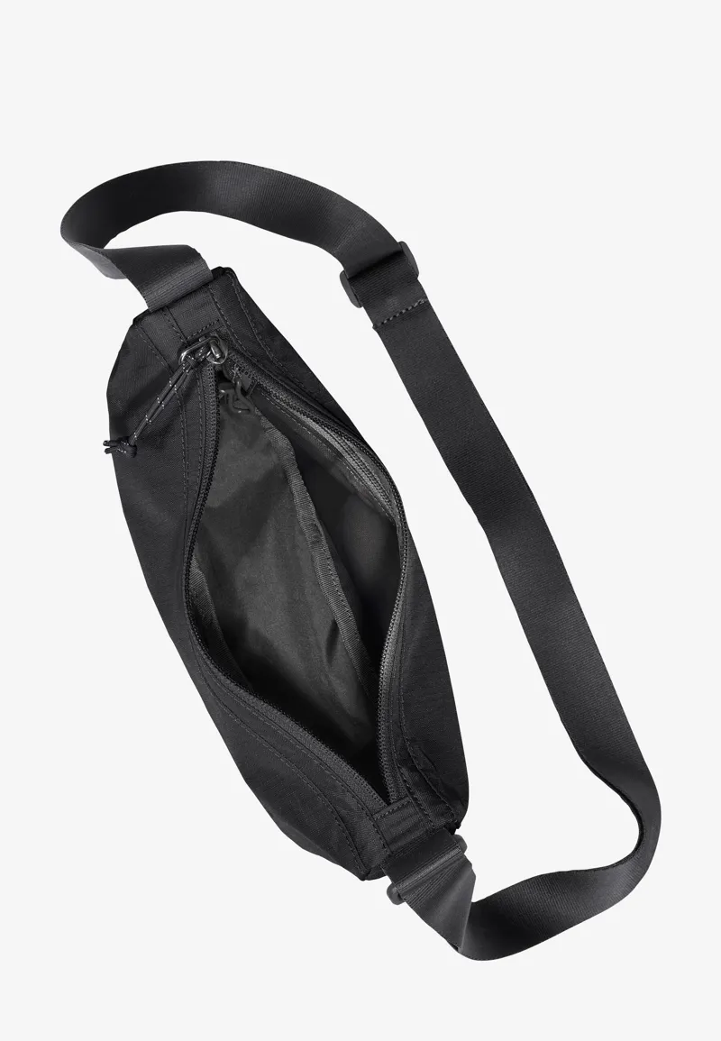 Jack Wolfskin Zoya 4 Shoulder Bag  - Black-2