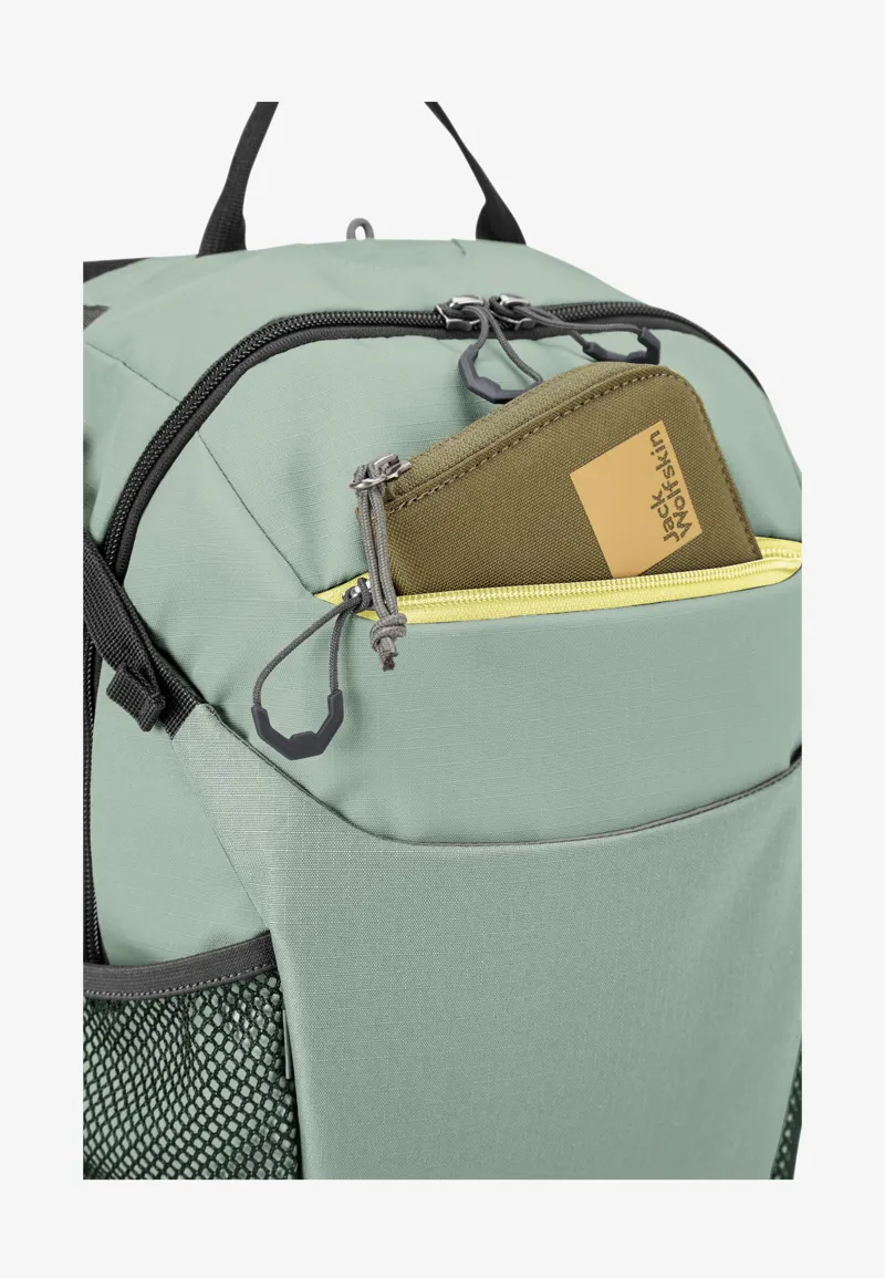 Jack Wolfskin Velocity 12 Litre Backpack - Green Zinnia-7