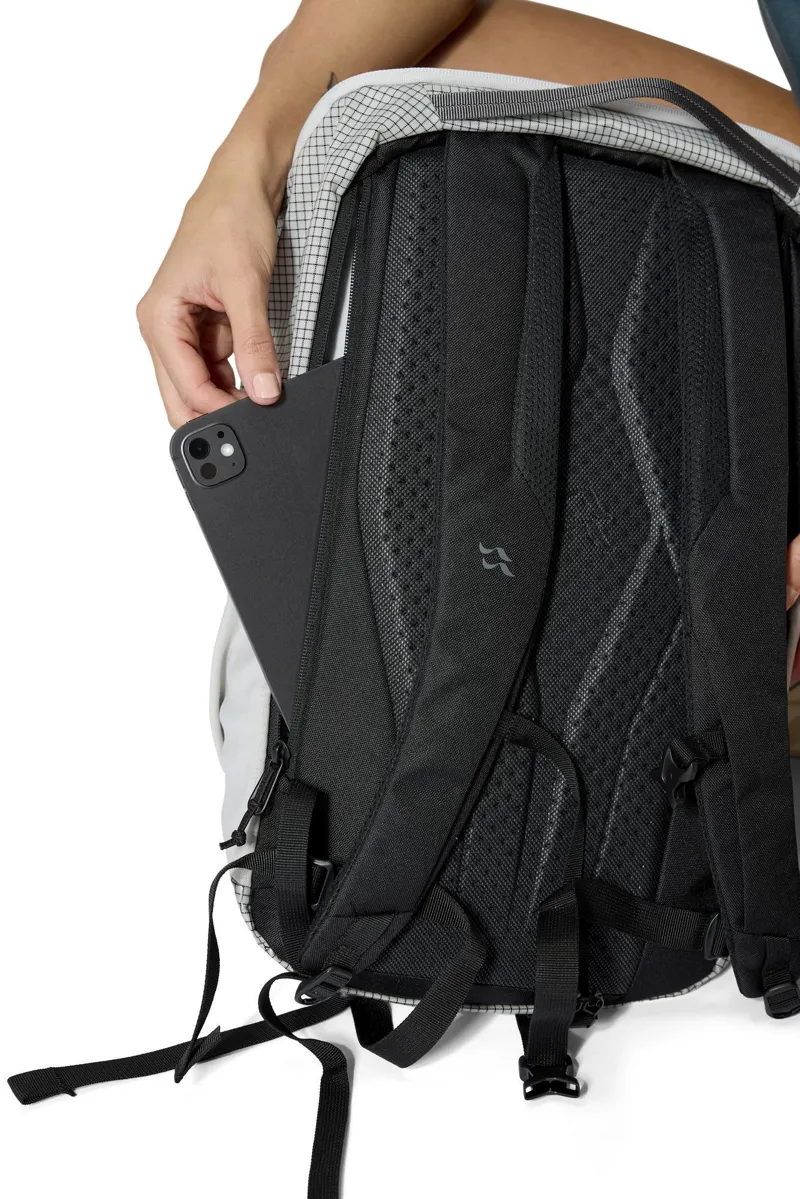 Rab Adrift 24 Litre Daypack - Pewter-7