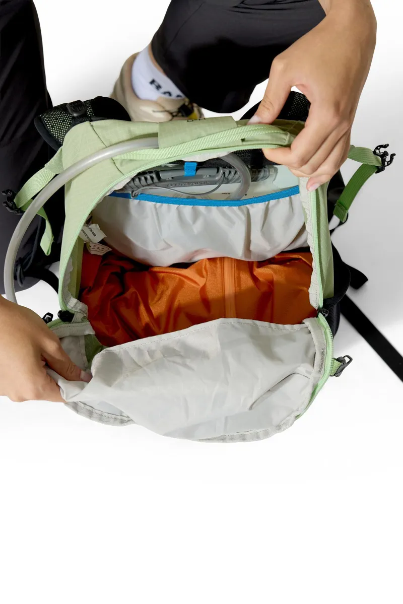 Rab Women's Airox ND 22 Litre Day Pack - Fig Green-9