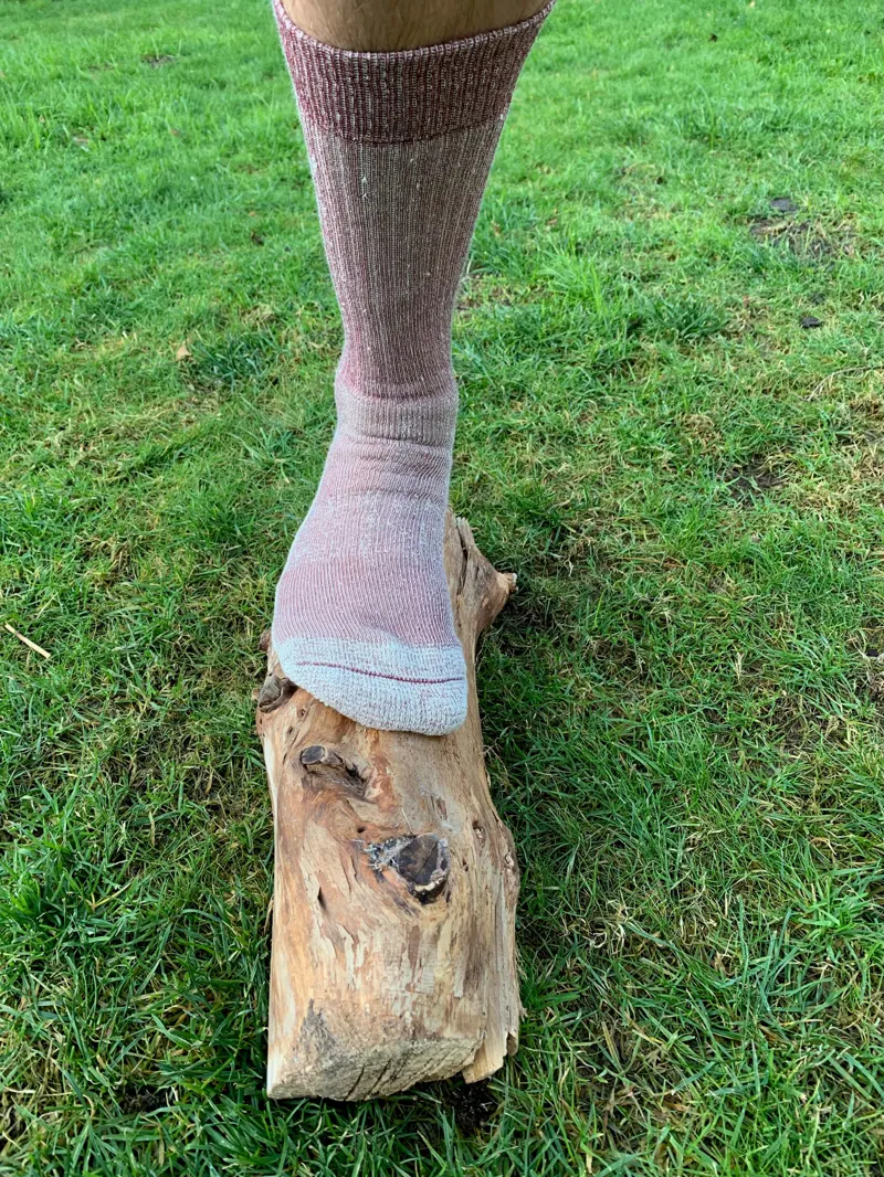 Moggans Stravaiger Merino Hiking Socks - Dearg/Red-2