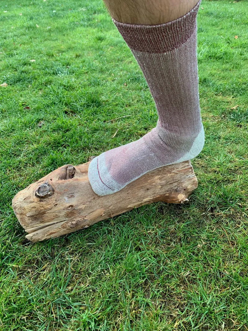 Moggans Stravaiger Merino Hiking Socks - Dearg/Red-3