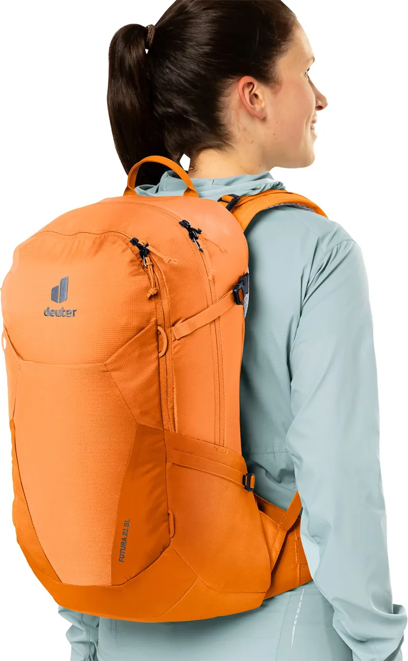Deuter Women's Futura 21 Litre SL Hiking Backpack - Peach/Tuscany-9