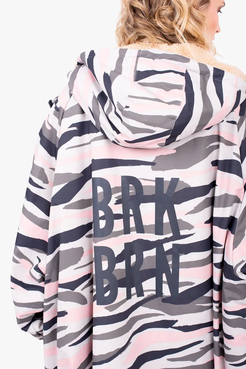 Brakeburn Women's Chinook Changing Robe - Tiger Stripe-4