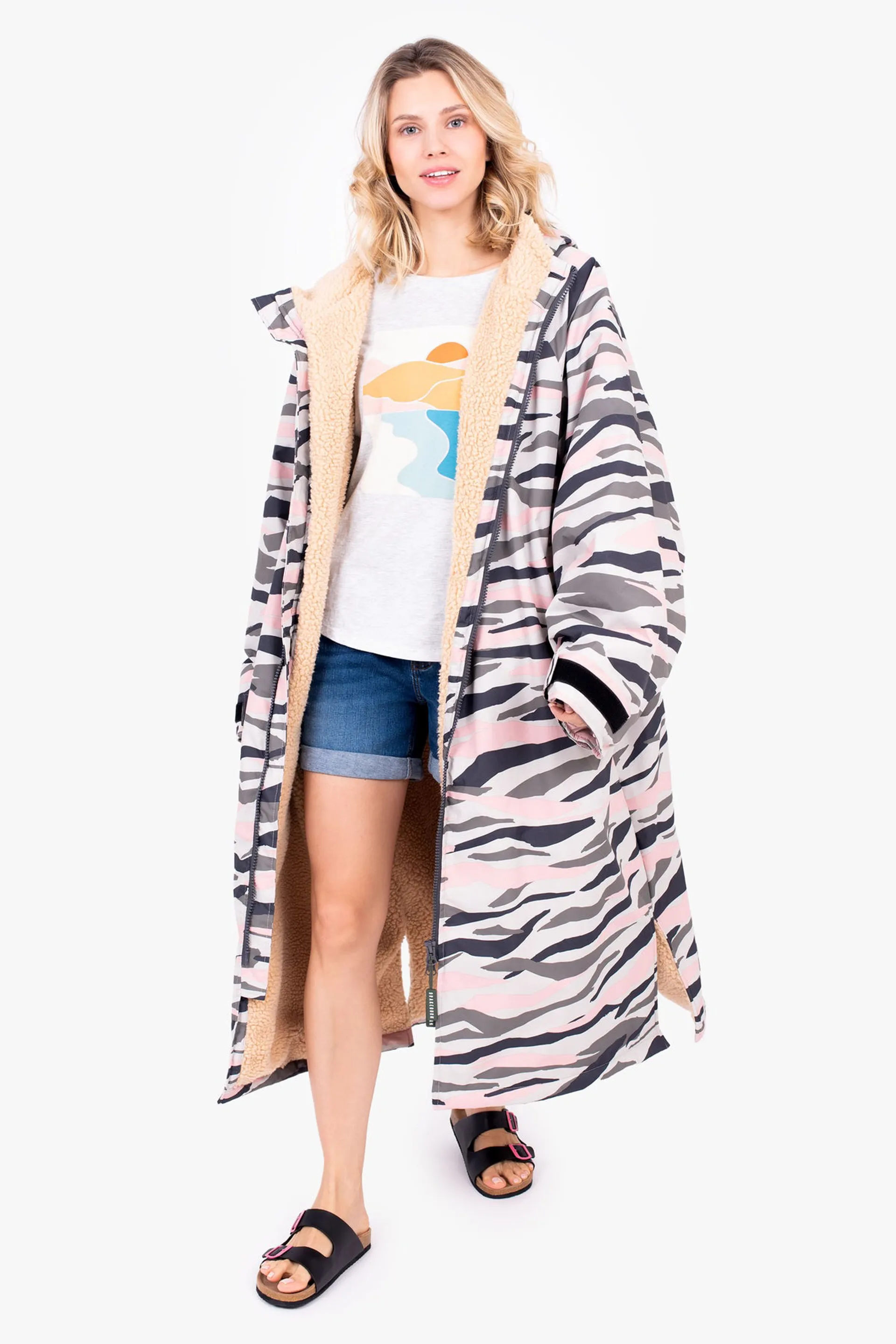 Brakeburn Changing Robe Brakeburn Women's Chinook Changing Robe - Tiger Stripe