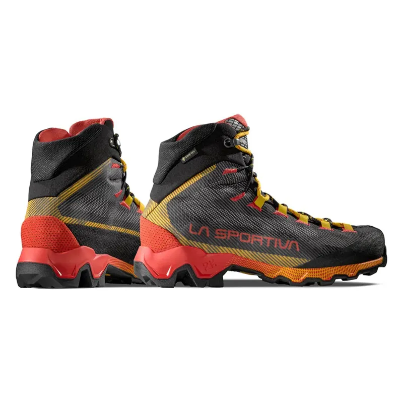 La Sportiva Men's Aequilibrium Hike GTX - Carbon/Yellow-5